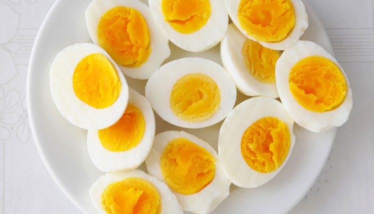 Sử dụng trứng vào bữa sáng để giảm cân
