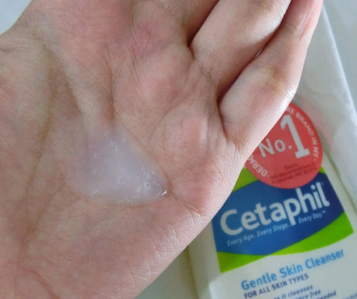 Review sữa rửa mặt Cetaphil có dạng gel đục