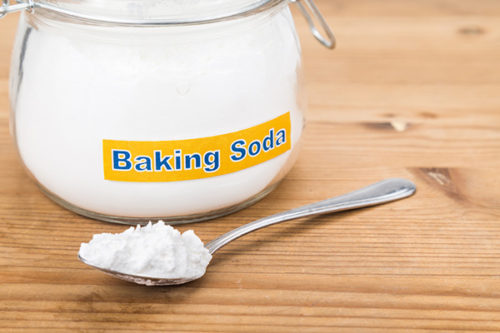 Baking soda là chất tẩy rửa cực kỳ tốt có thể thực hiện trên làn da