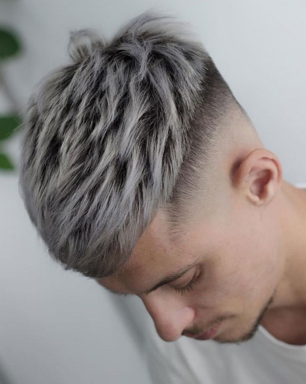 Tóc mohican nhuộm bạch kim