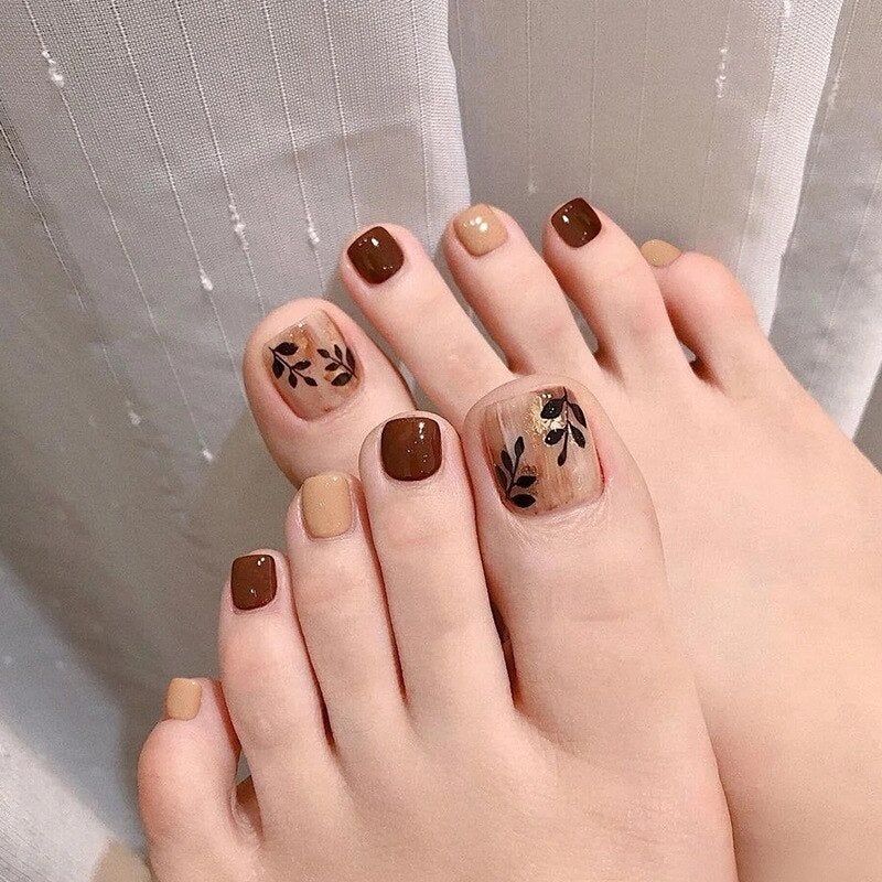 Sau Tết đổi ngay 5 kiểu nail chân đẹp nhất 2021  Shaly Nails